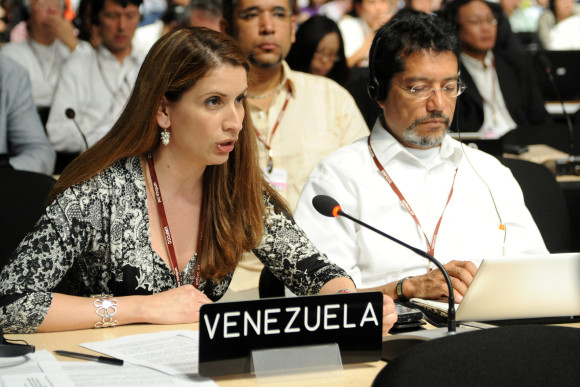 En av de mest kända klimatförhandlarna i ALBA-gruppen, Claudia Salerno Caldera, Venezuela, under klimatmötet i Cancún 2010.