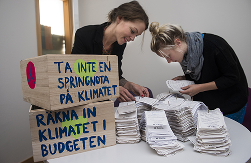 Kampanjen Springnotan drevs av biståndsorganisationen Diakonia för att få Sveriges regering att ta ansvar för klimatfinansieringen. Bild: Gustav Hugosson